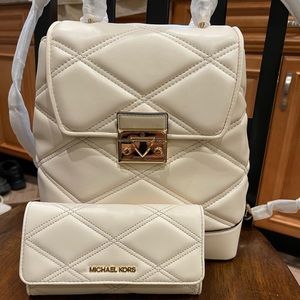 Michael Kors Creamy/White backpack & wallet